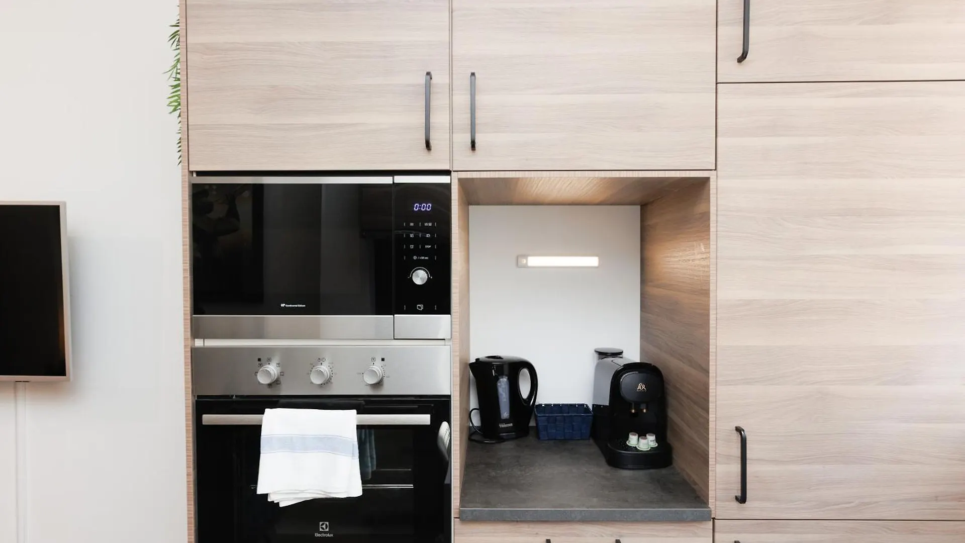 Immogroom -Renovated Studio Cannes Apartman